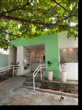 Entrada acessível da unidade Paulo Afonso